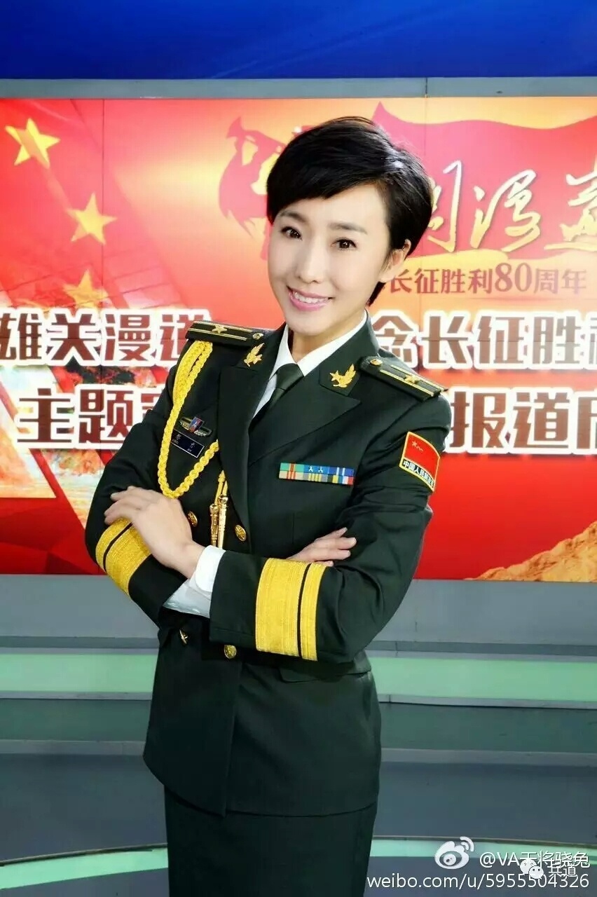 藝雯，軍事主持人的獨特風采，藝雯，軍事主持人的獨特魅力風采